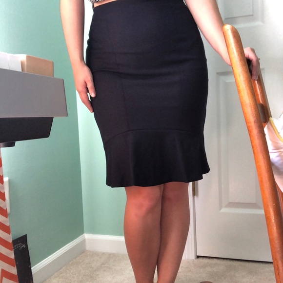 White House Black Market Dresses & Skirts - WHBM Navy Ruffle Pencil Skirt